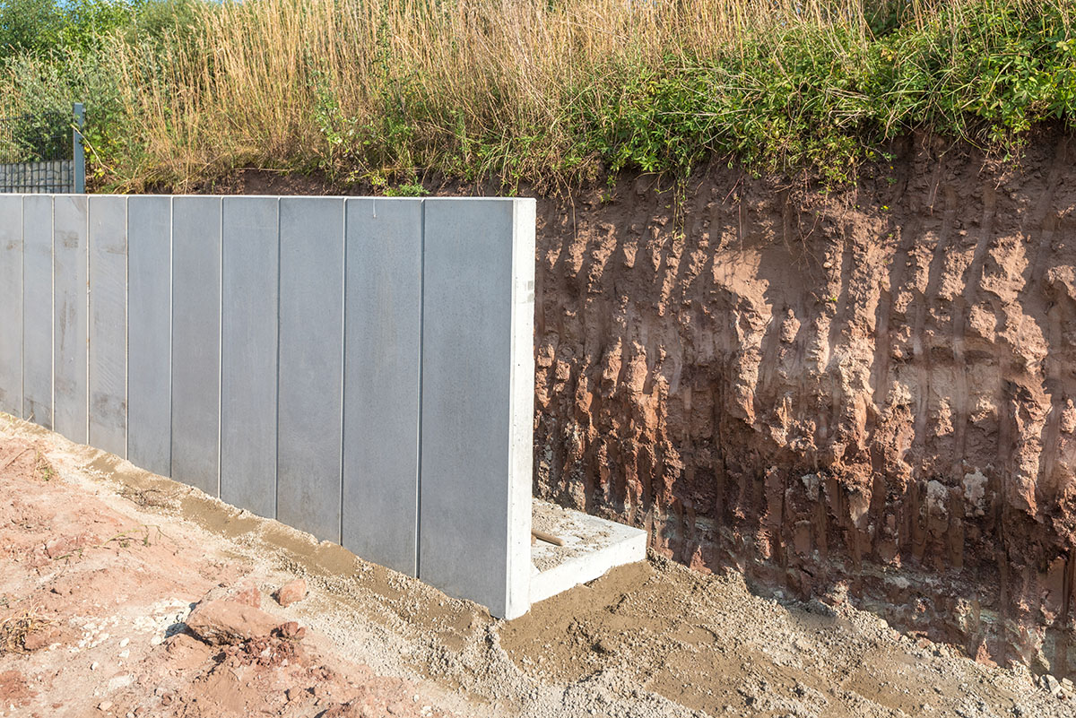 Stützmauer aus Mauerscheiben errichten